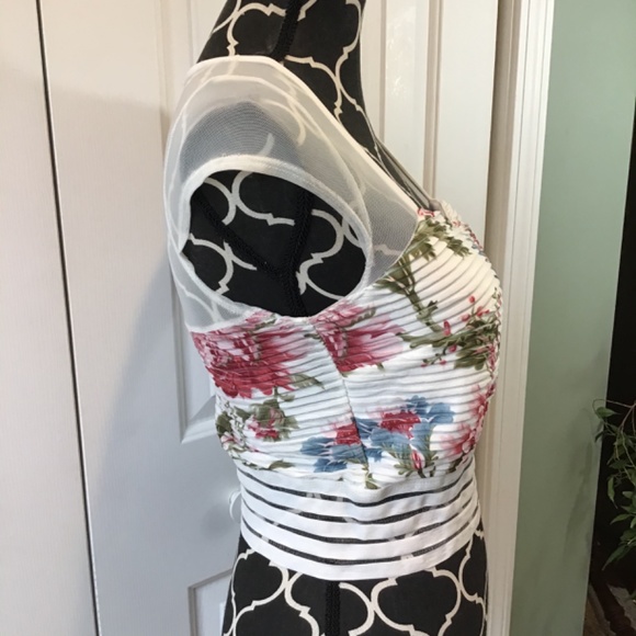 Sarah la crop top - Picture 3 of 6